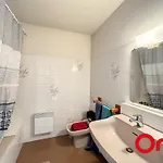 Spacieux 2 Pieces Avec Piscine, Terrasse Et Parking, Proche Plages Et Commodites - Garavan - Fr-1-647-38