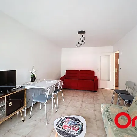 Spacieux 2 Pièces Avec Piscine, Terrasse Et Parking, Proche Plages Et Commodités - Garavan - Fr-1-647-38