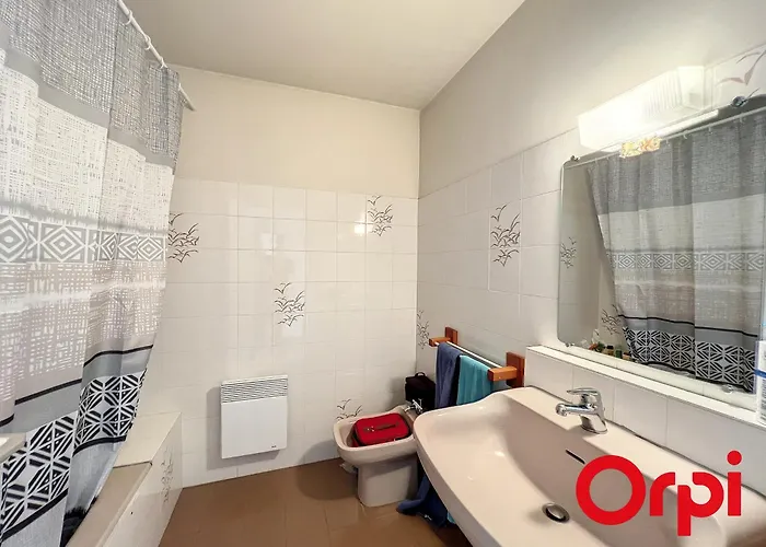 Spacieux 2 Pieces Avec Piscine, Terrasse Et Parking, Proche Plages Et Commodites - Garavan - Fr-1-647-38