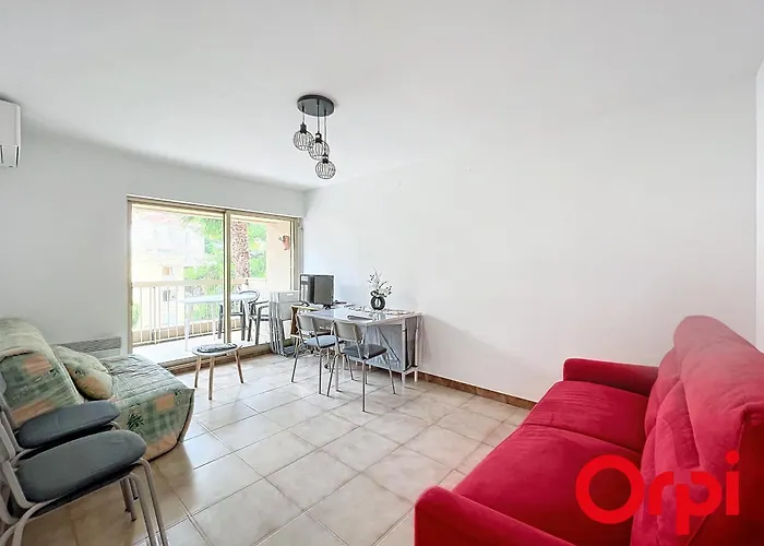 Apartamento Spacieux 2 Pieces Avec Piscine, Terrasse Et Parking, Proche Plages Et Commodites - Garavan - Fr-1-647-38 *