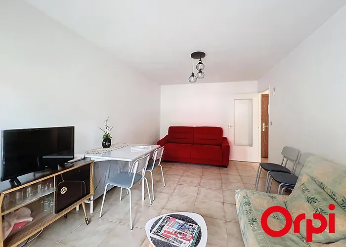 Spacieux 2 Pieces Avec Piscine, Terrasse Et Parking, Proche Plages Et Commodites - Garavan - Fr-1-647-38